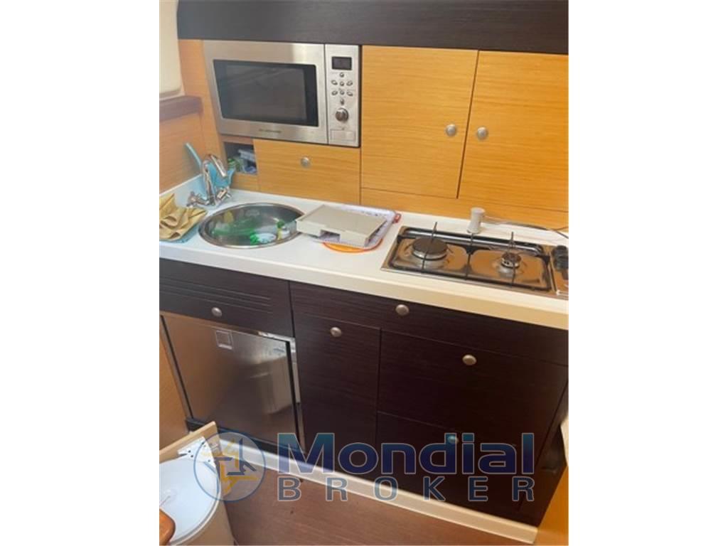 17110af2-6226-4c81-893e-a040b9522628.2048