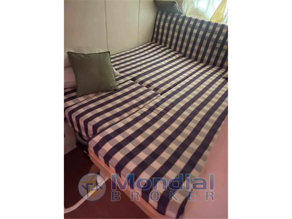 517a2925-2020-42e9-9212-be0863be10d7.2048