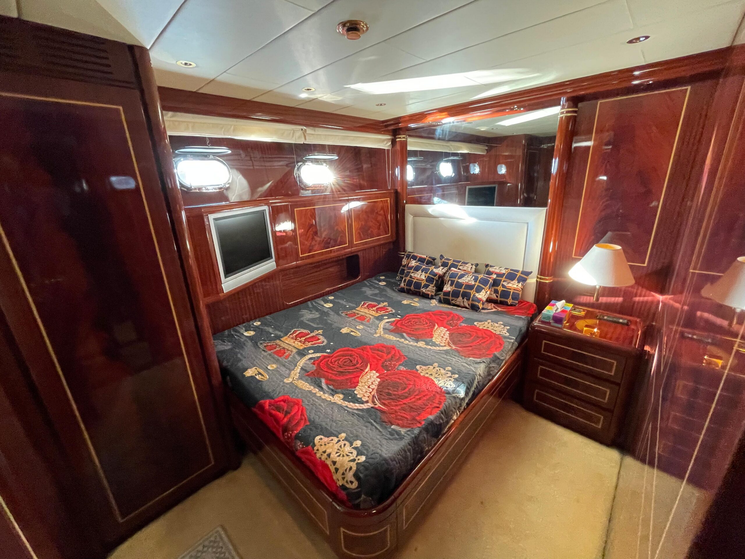 8188745_20220204070215637_1_XLARGE