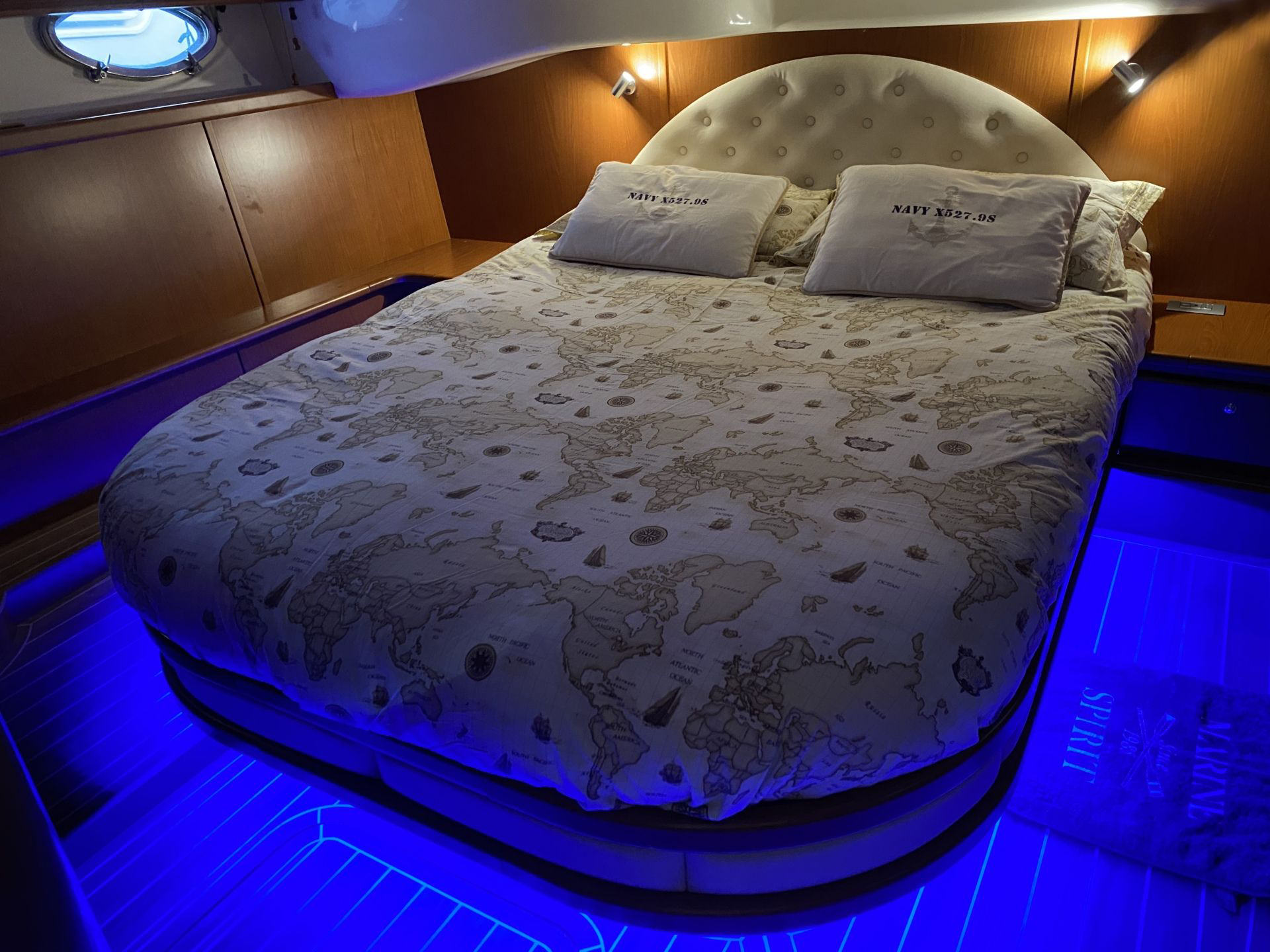 XR3Kl6jFNo1NzJ3Lf7fO1gHj16p56K0U.big