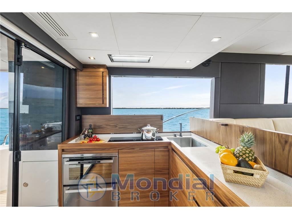 b354740d-d6ba-4990-a33c-dec0c811e80a.2048