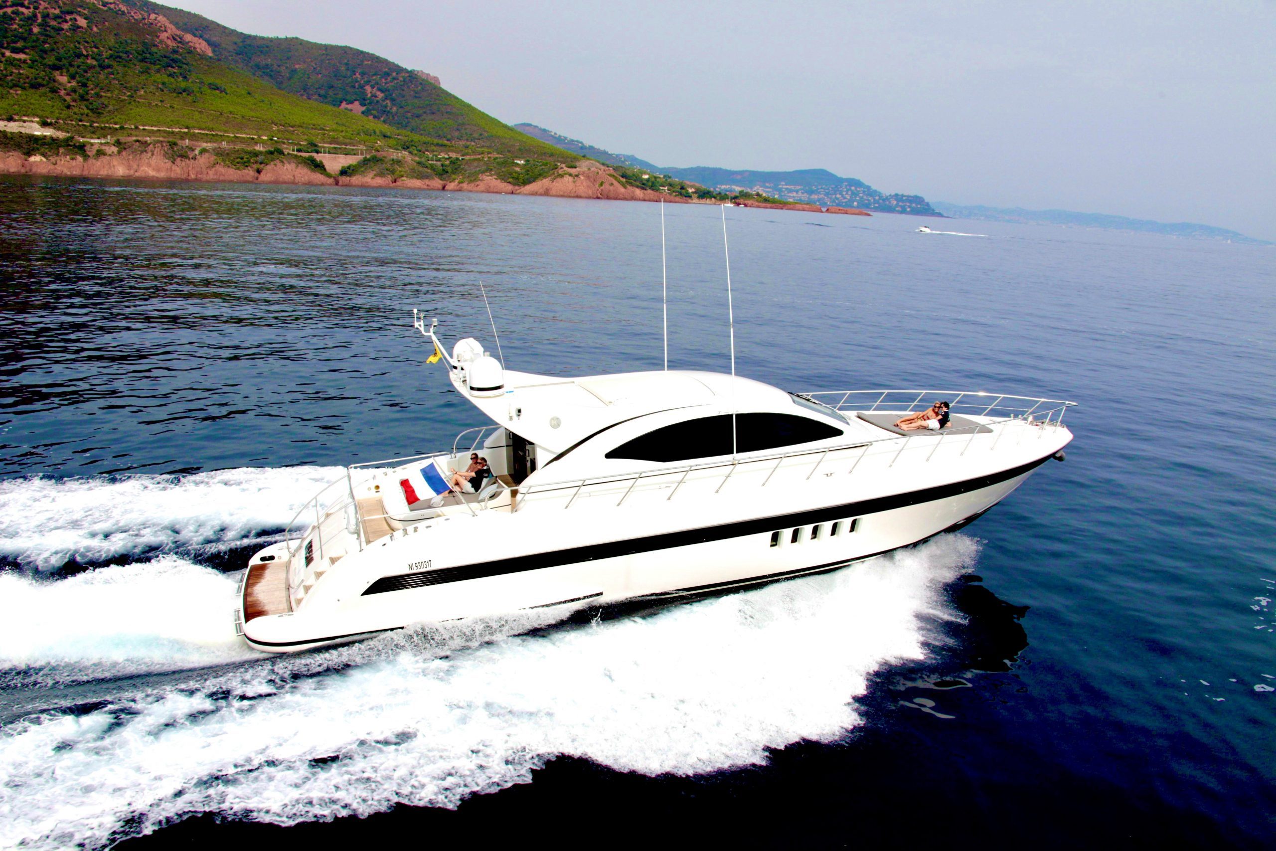 photo-yacht-announcment-scaled